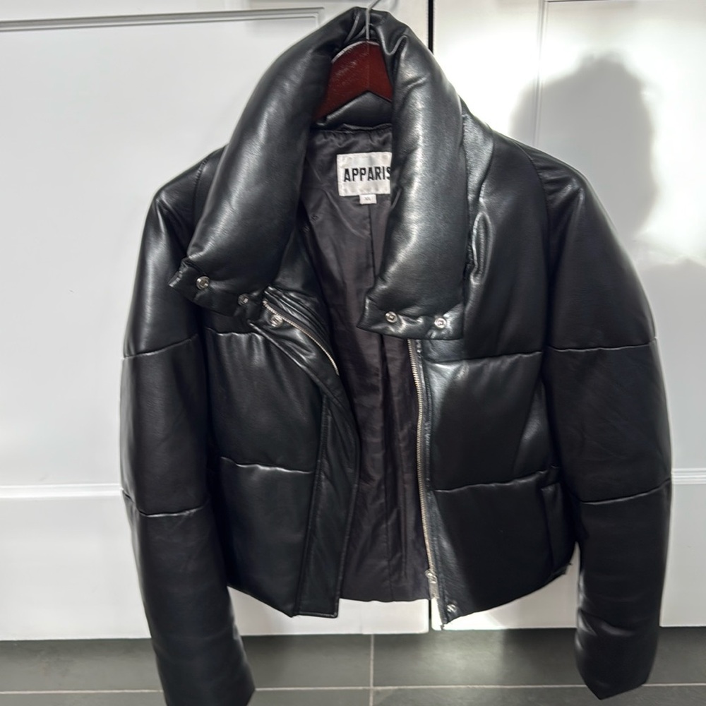 Apparis size XS jacket